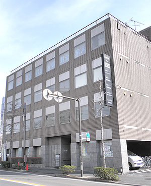 川崎市母子・父子福祉センターサン･ライヴ 外観ビルの写真
